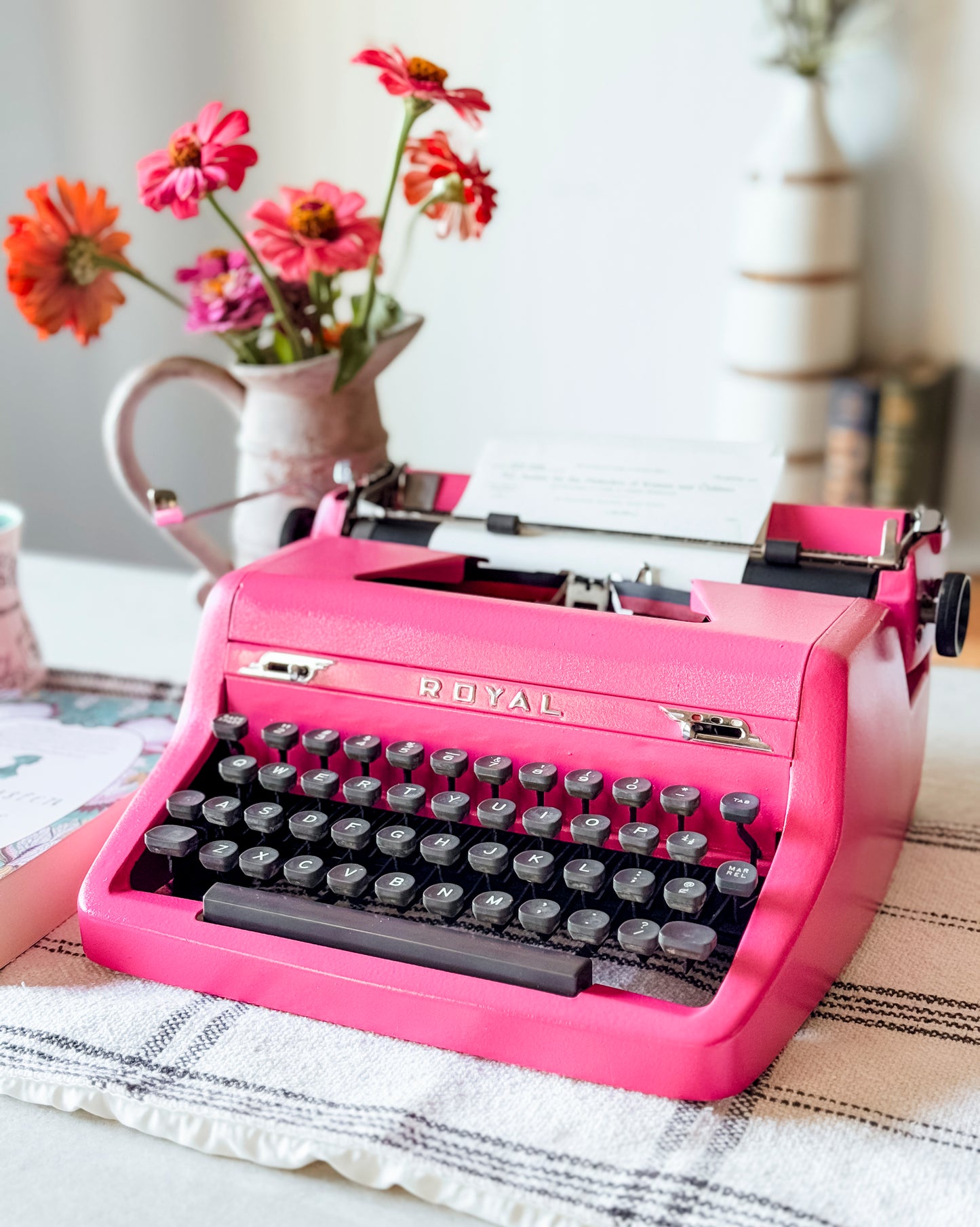 1953 Royal Quiet Deluxe, Pink