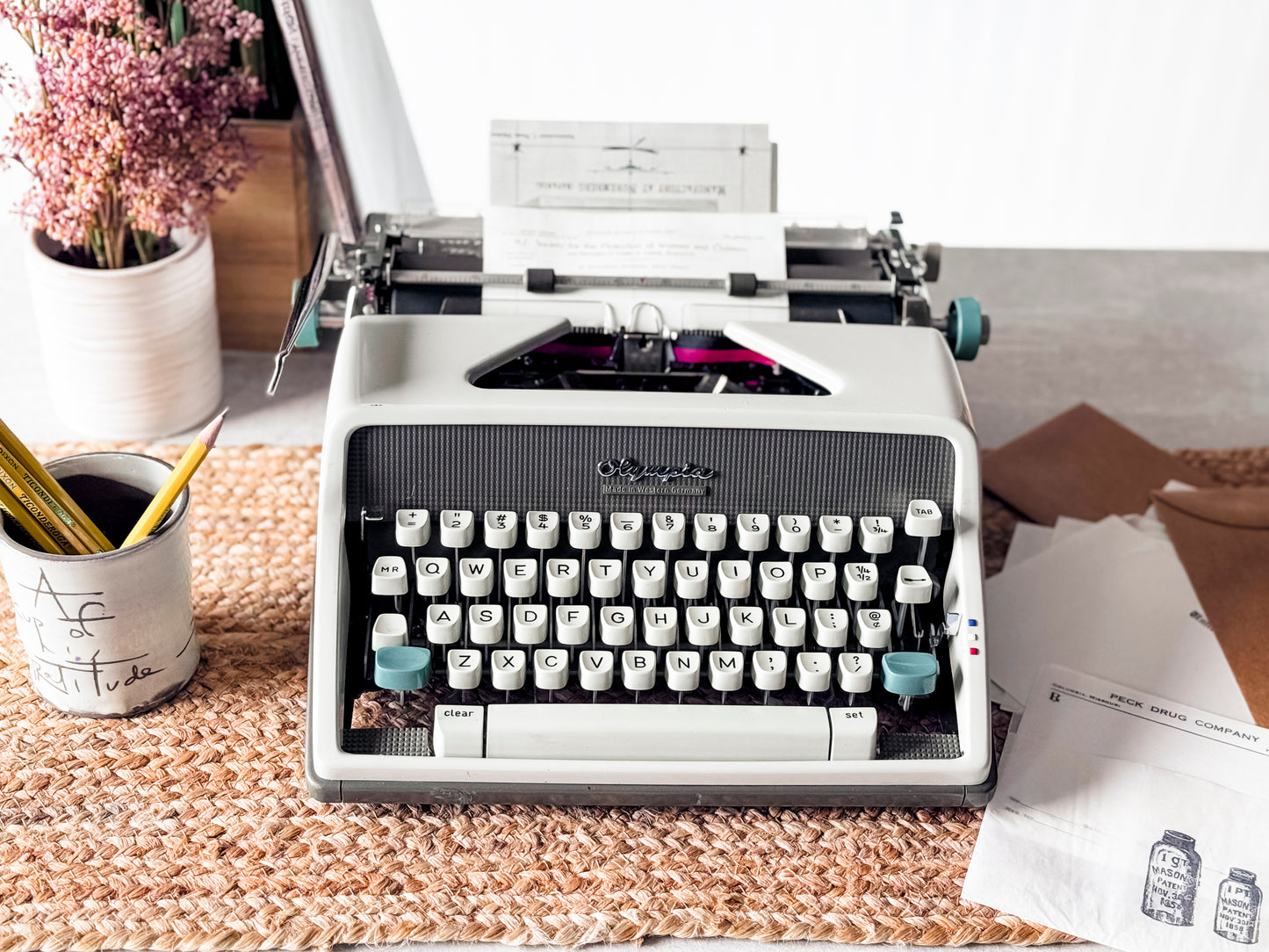 1962 Olympia SM7, white