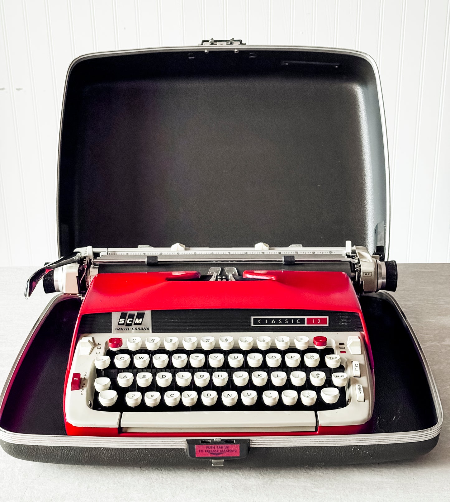 1964 Smith Corona Classic, Elite Gothic Font