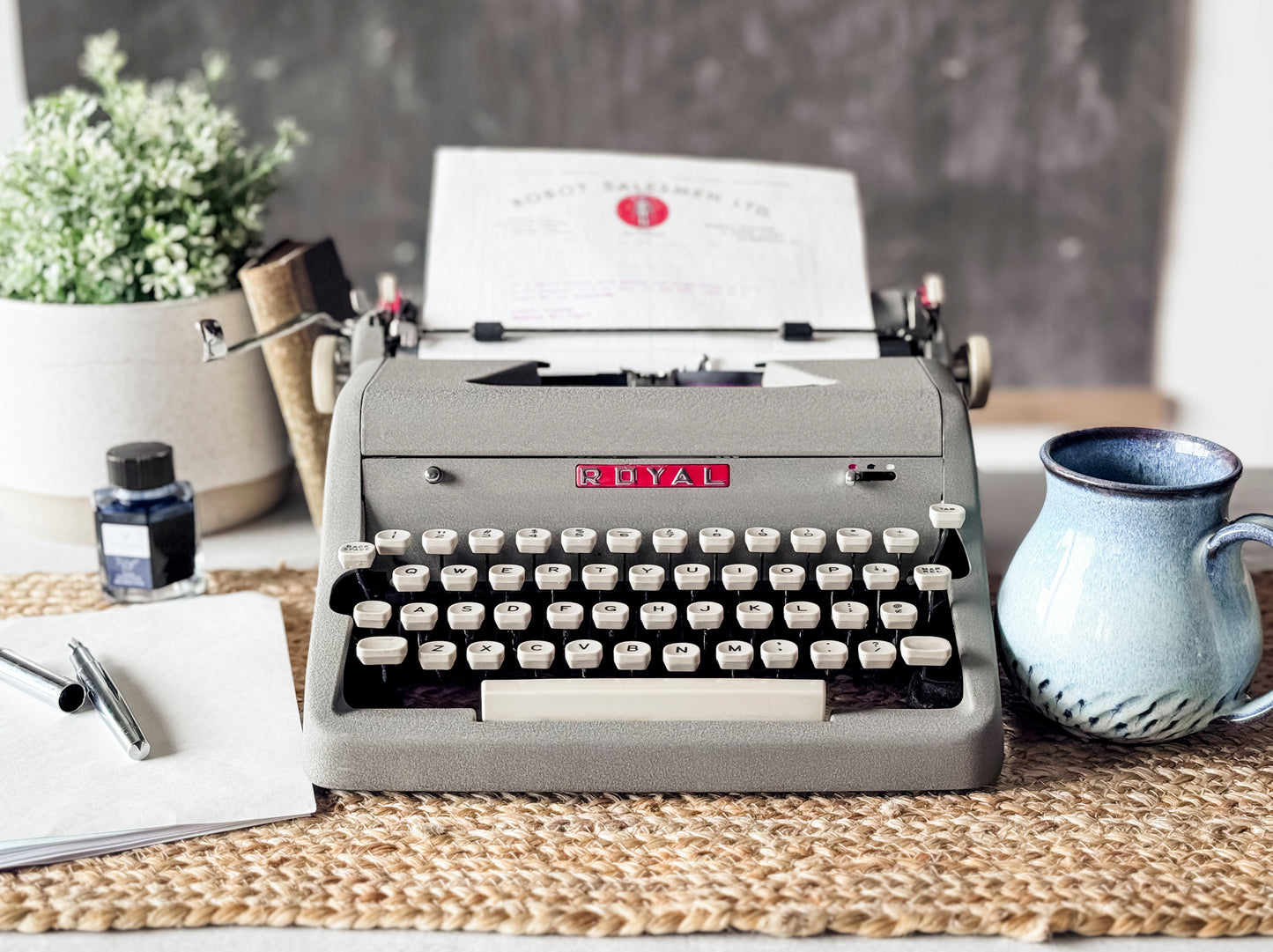 1957 Royal Quiet Deluxe, Gray Crinkle