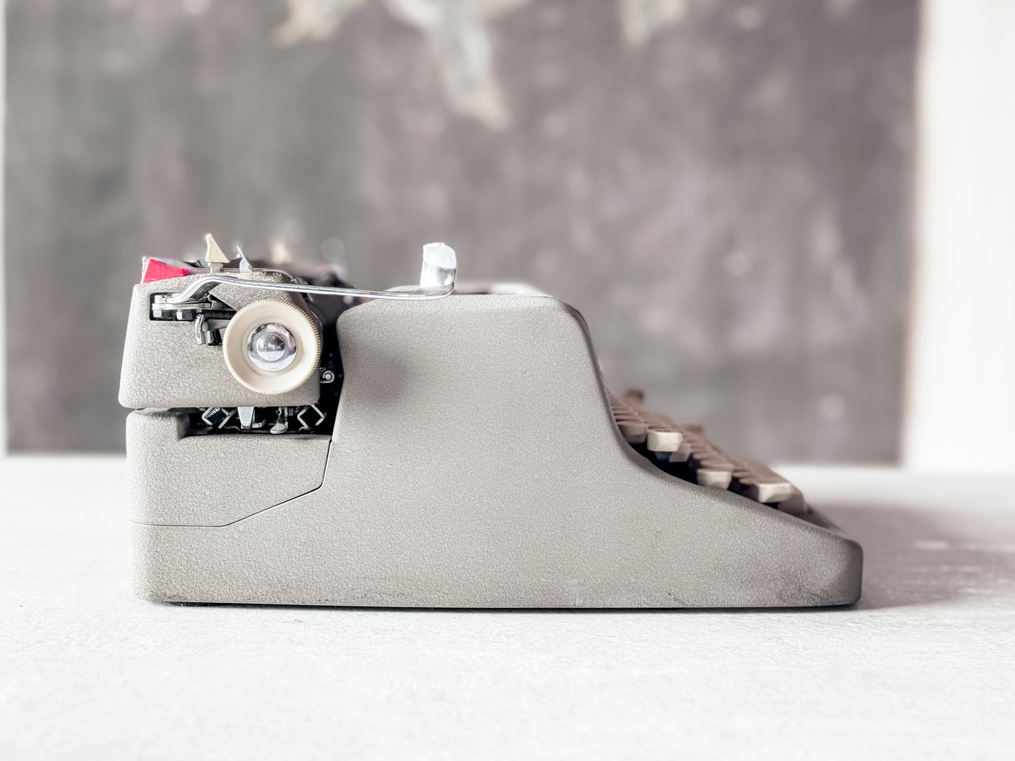 1957 Royal Quiet Deluxe, Gray Crinkle