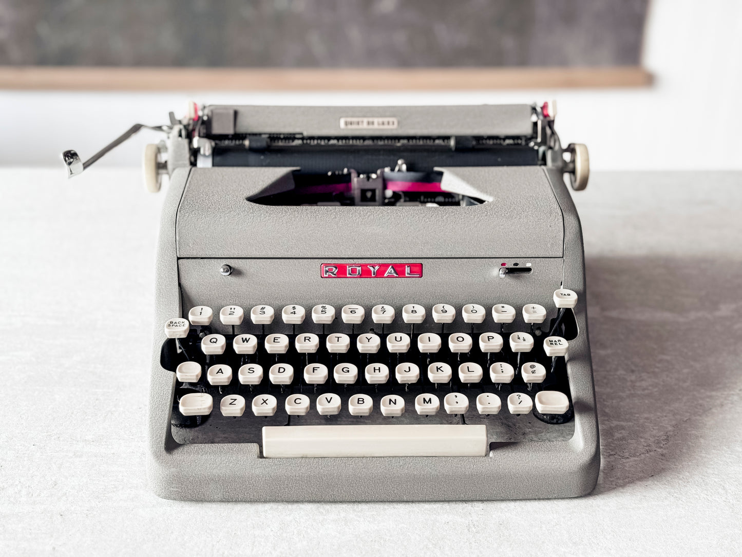 1957 Royal Quiet Deluxe, Gray Crinkle