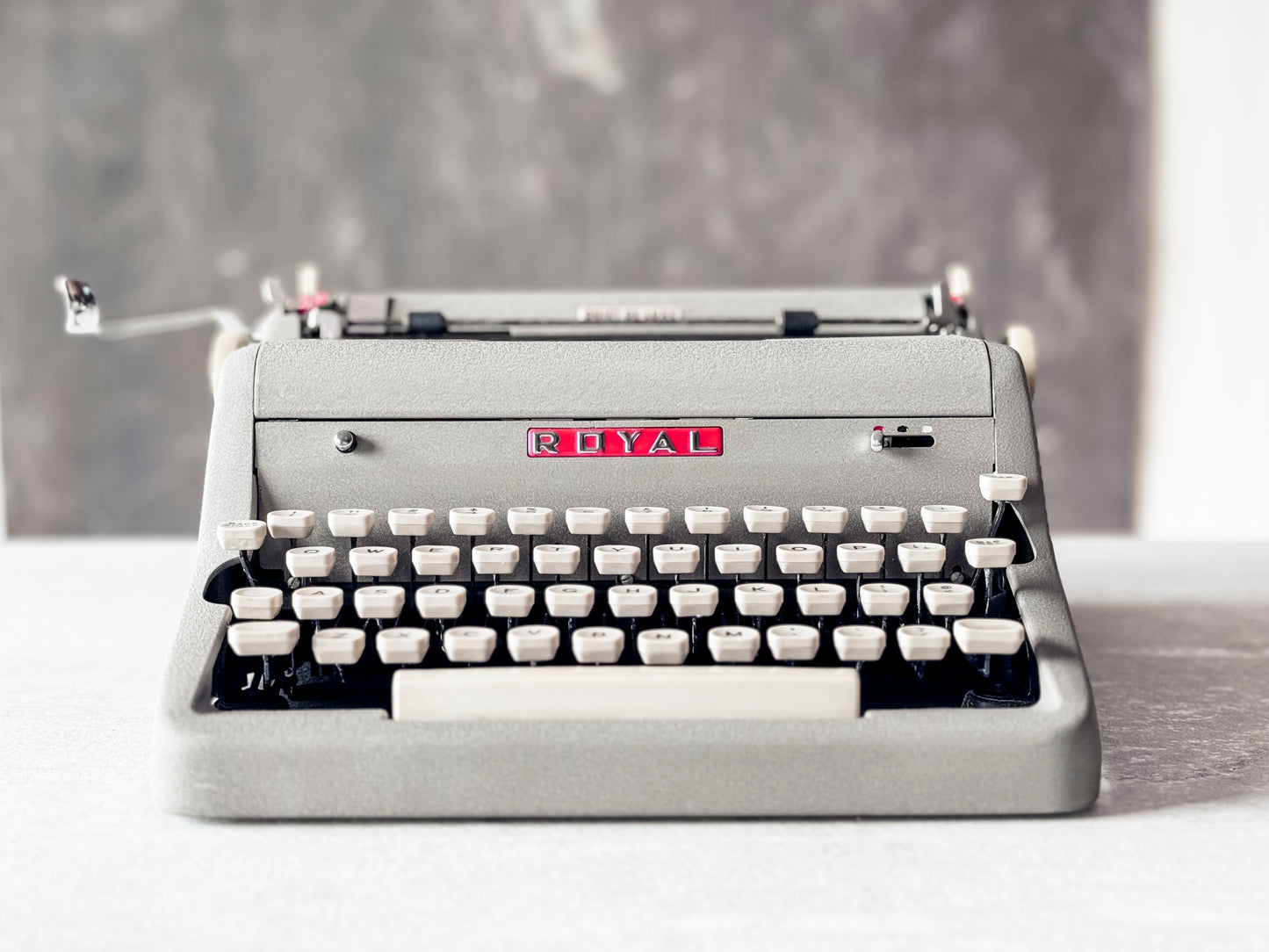 1957 Royal Quiet Deluxe, Gray Crinkle