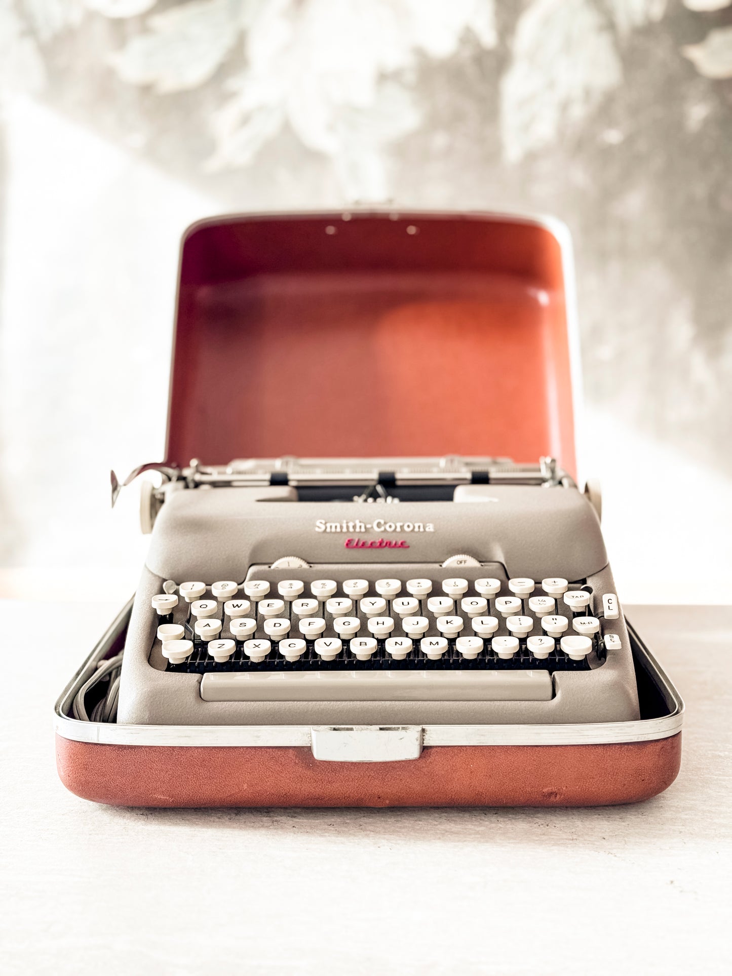 1960 Smith Corona Electric Portable, Script