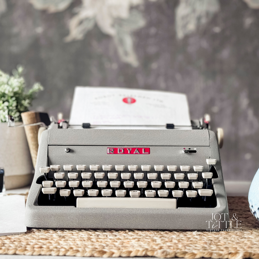 1957 Royal Quiet Deluxe, Gray Crinkle