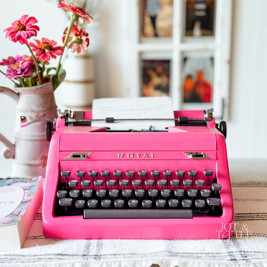 1953 Royal Quiet Deluxe, Pink